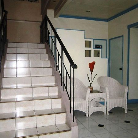 Coastal Inn Dumaguete City Exterior foto